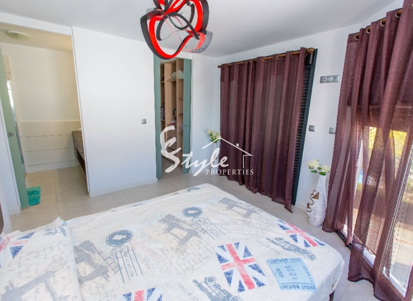 Reventa - Apartamento - Campoamor