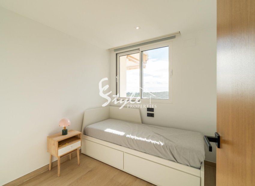 Reventa - Apartamento - Guardamar - Puerto Deportivo