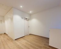 Reventa - Apartamento - Las Colinas Golf