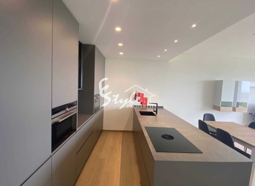 Reventa - Apartamento - Las Colinas Golf