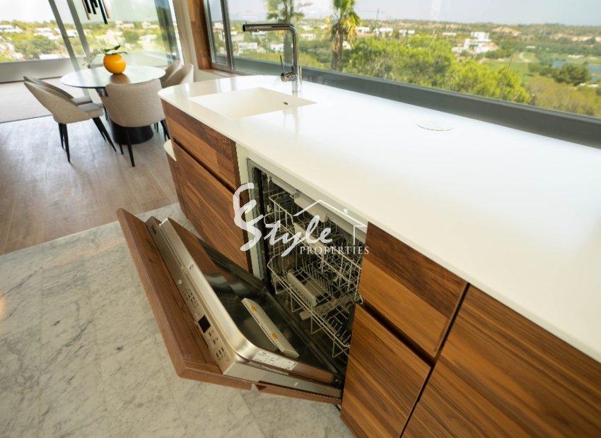 Reventa - Apartamento - Las Colinas Golf