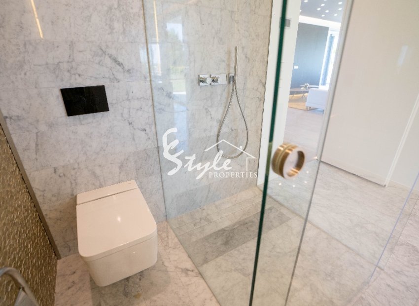 Reventa - Apartamento - Las Colinas Golf