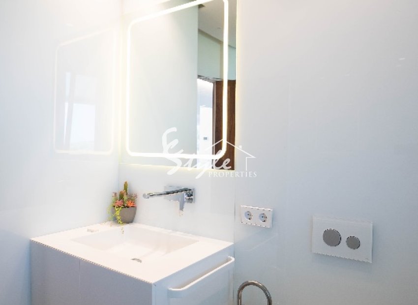 Reventa - Apartamento - Las Colinas Golf