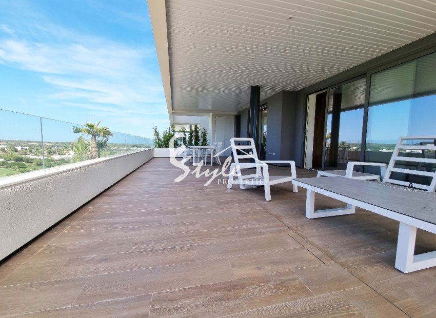 Reventa - Apartamento - Las Colinas Golf