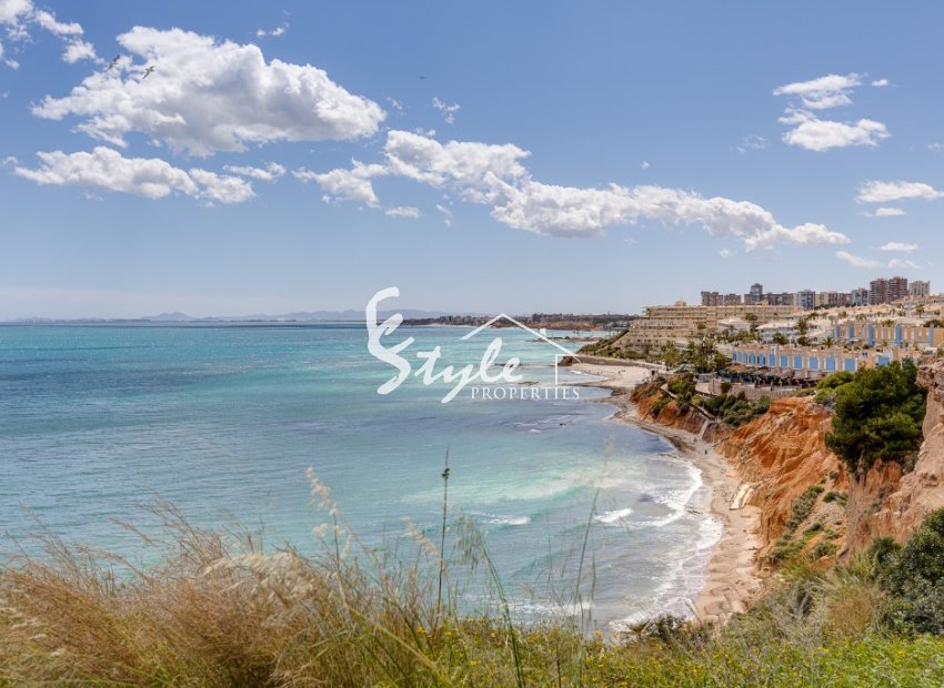 Reventa - Apartamento - Las Colinas Golf