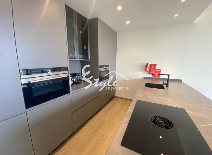 Reventa - Apartamento - Las Colinas Golf