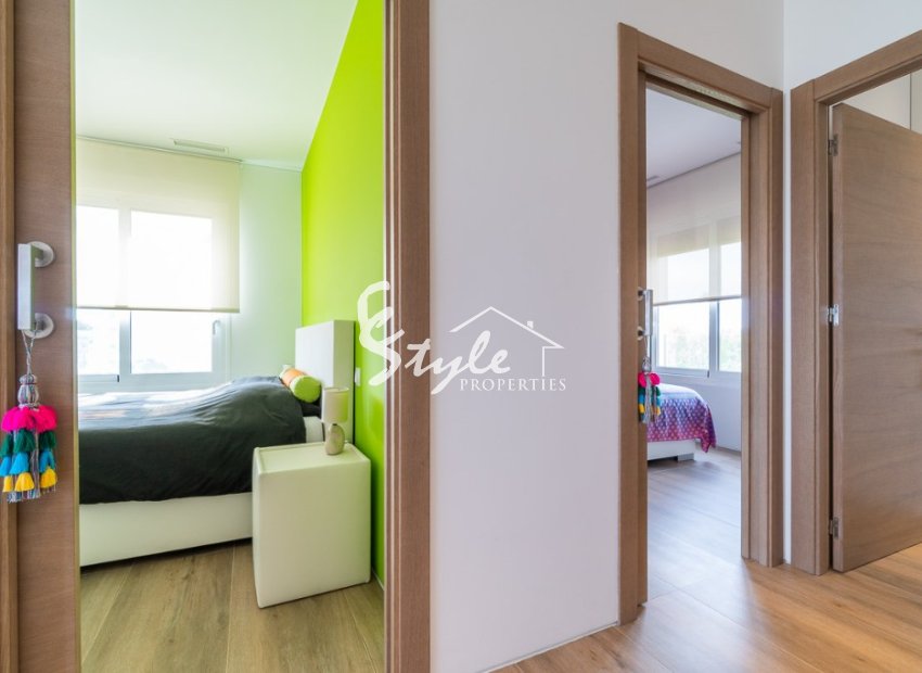 Reventa - Apartamento - Las Colinas Golf