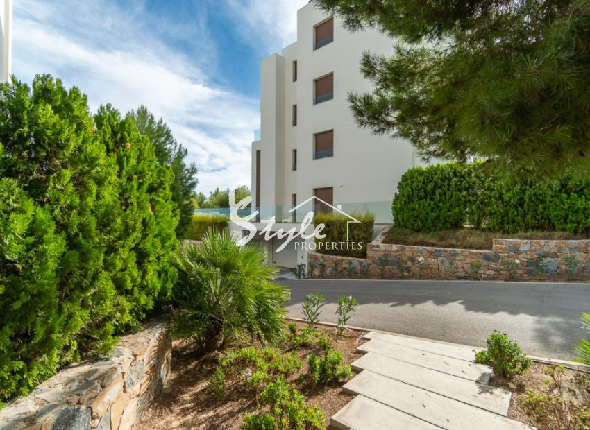Reventa - Apartamento - Las Colinas Golf