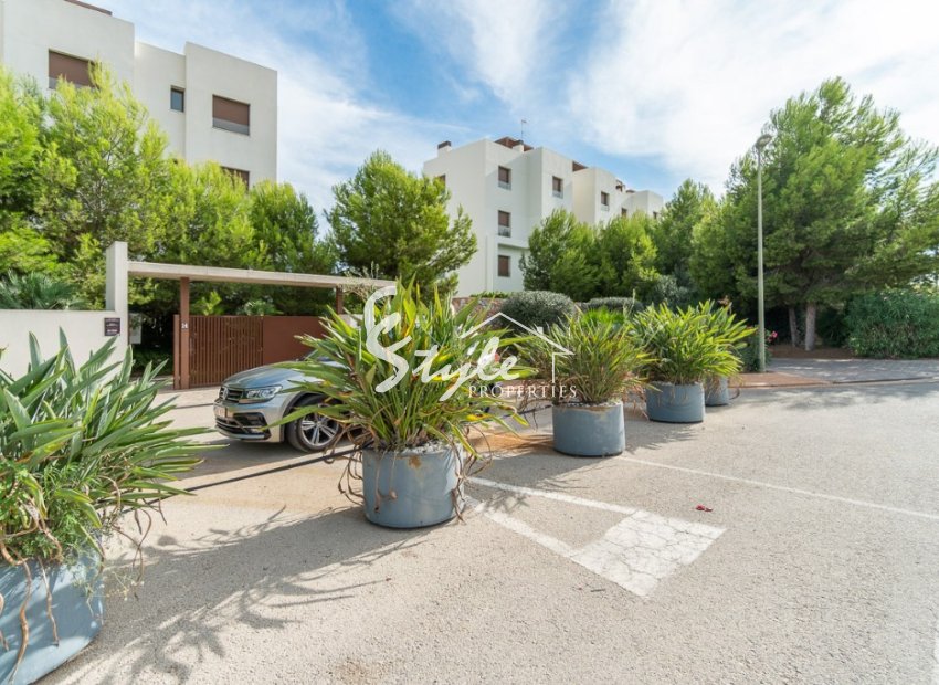Reventa - Apartamento - Las Colinas Golf