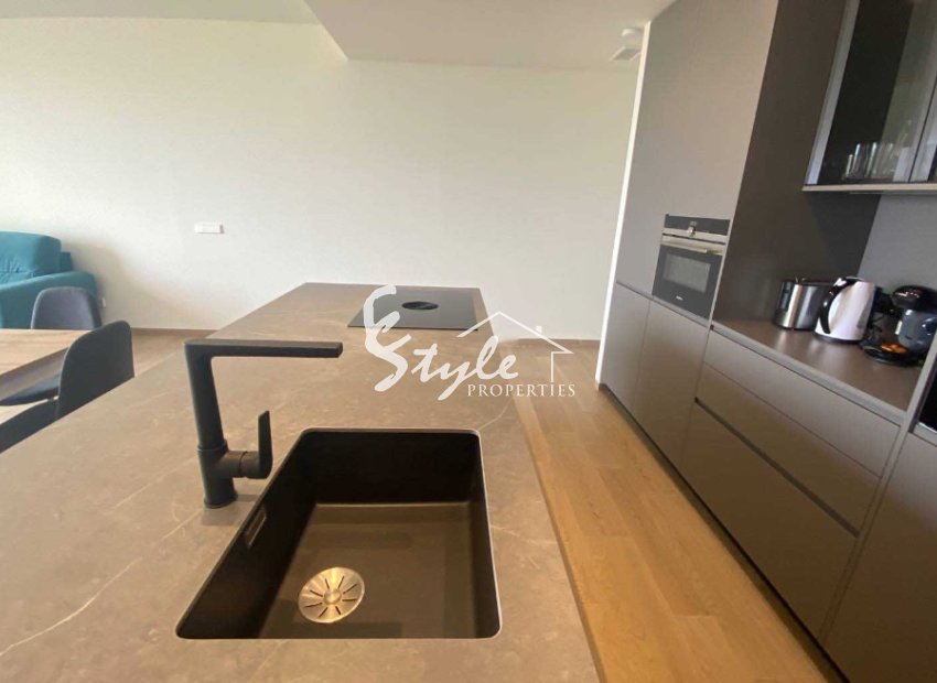 Reventa - Apartamento - Las Colinas - Las Colinas Golf