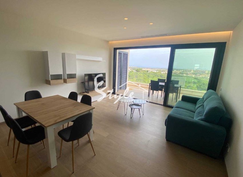 Reventa - Apartamento - Las Colinas - Las Colinas Golf