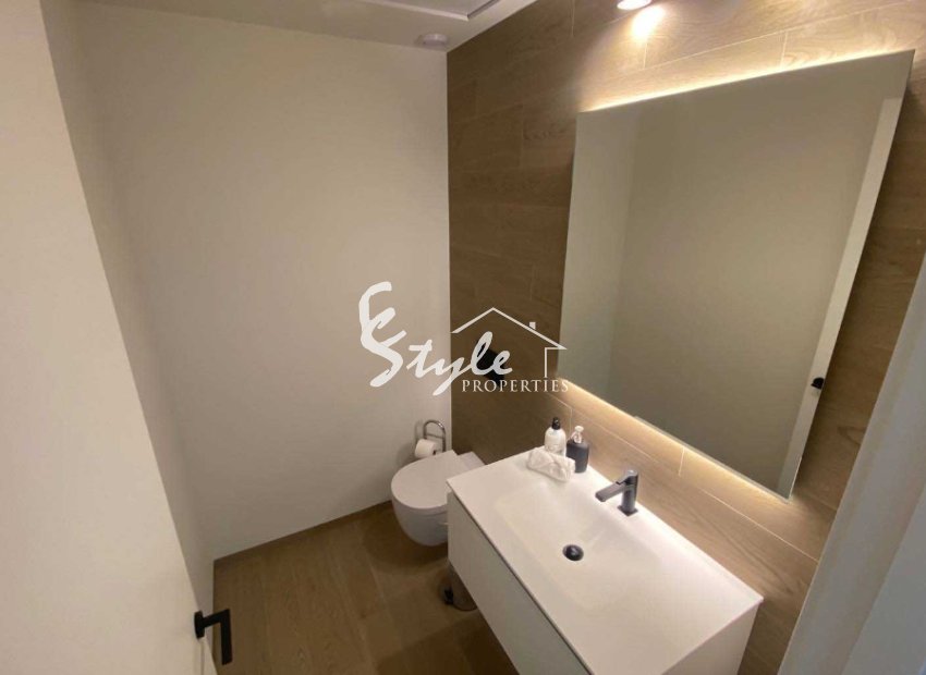 Reventa - Apartamento - Las Colinas - Las Colinas Golf