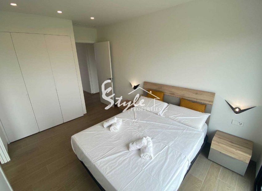 Reventa - Apartamento - Las Colinas - Las Colinas Golf