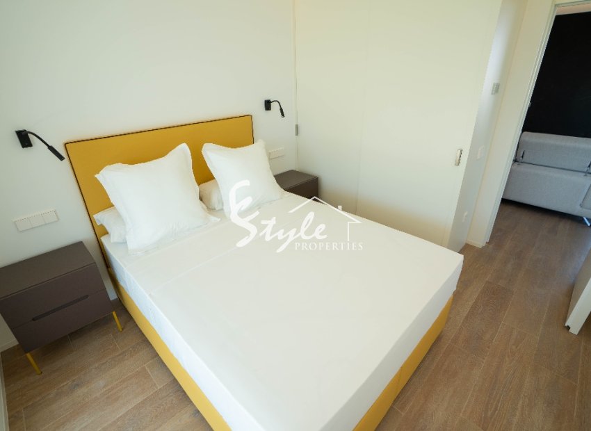 Reventa - Apartamento - Las Colinas - Las Colinas Golf