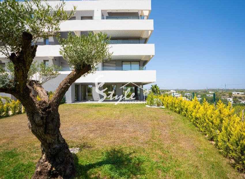 Reventa - Apartamento - Las Colinas - Las Colinas Golf