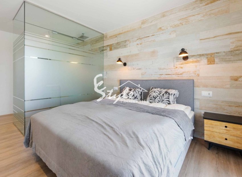 Reventa - Apartamento - Las Colinas - Las Colinas Golf