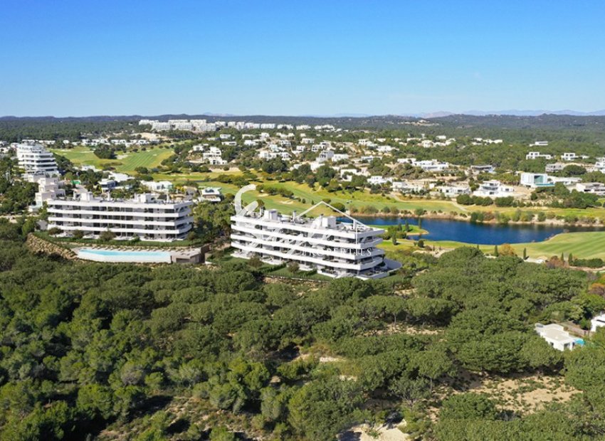 Reventa - Apartamento - Las Colinas - Las Colinas Golf