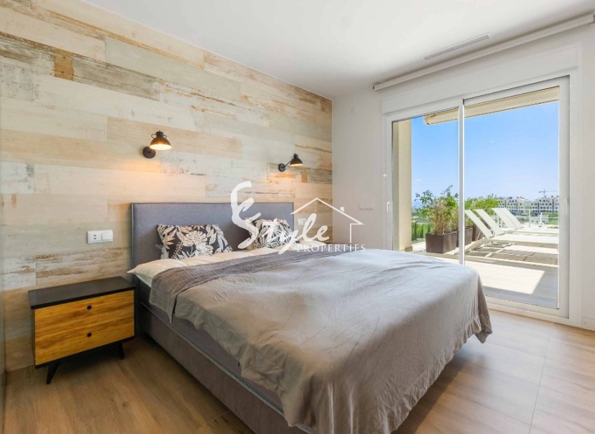 Reventa - Apartamento - Las Colinas - Las Colinas Golf