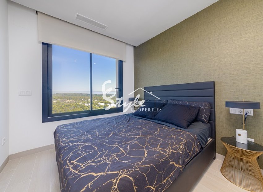 Reventa - Apartamento - Las Colinas - Las Colinas Golf