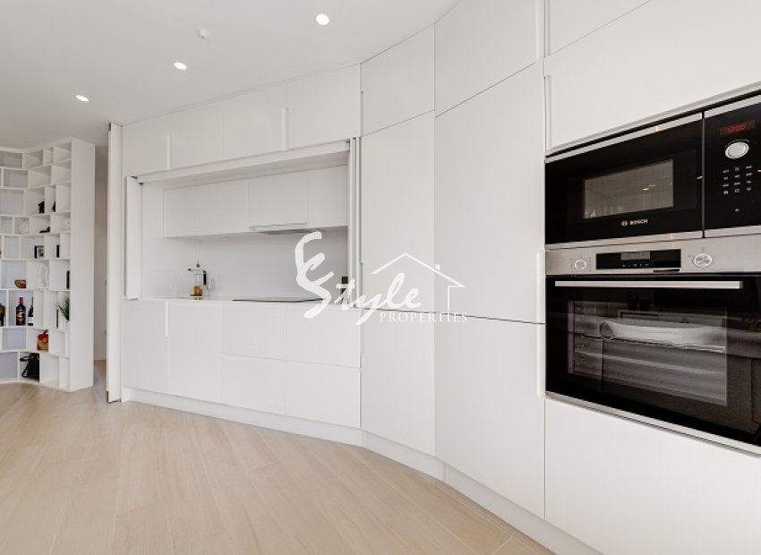 Reventa - Apartamento - Las Colinas - Las Colinas Golf