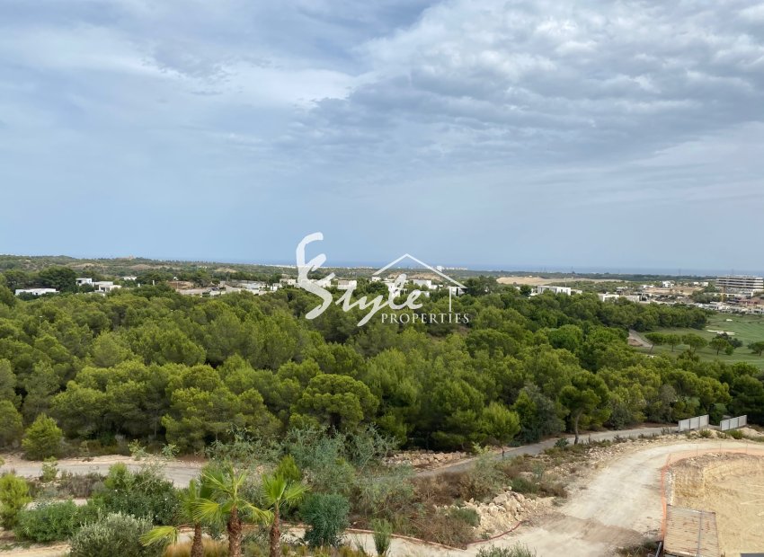 Reventa - Apartamento - Las Colinas - Las Colinas Golf