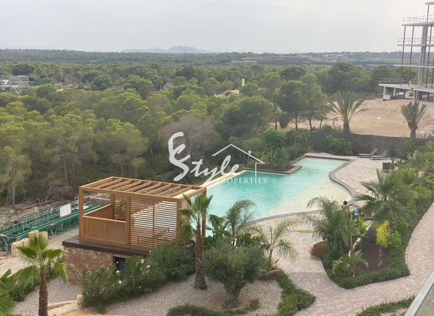 Reventa - Apartamento - Las Colinas - Las Colinas Golf