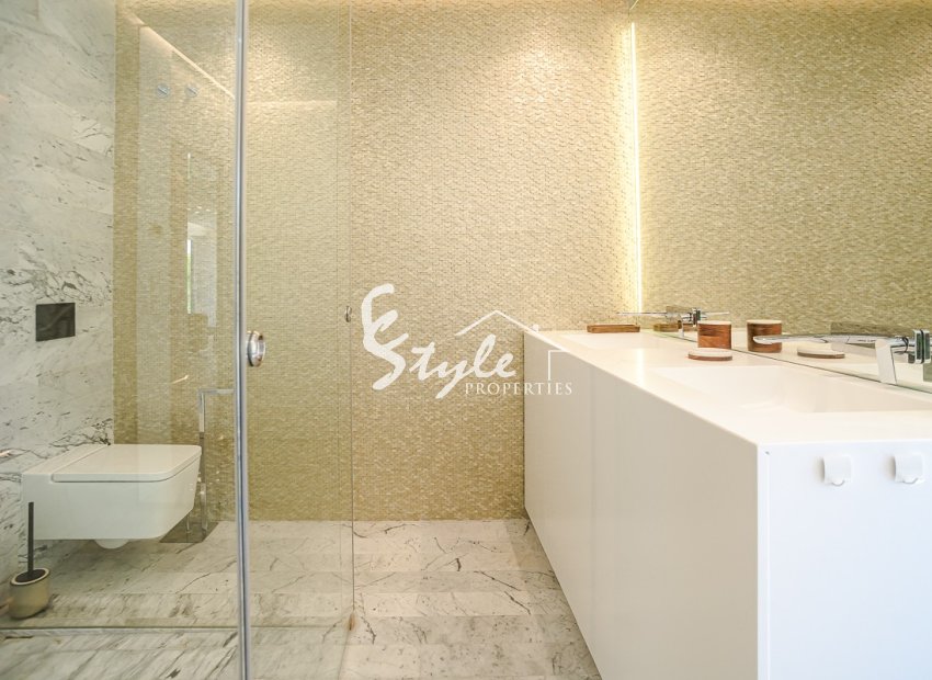 Reventa - Apartamento - Las Colinas - Las Colinas Golf