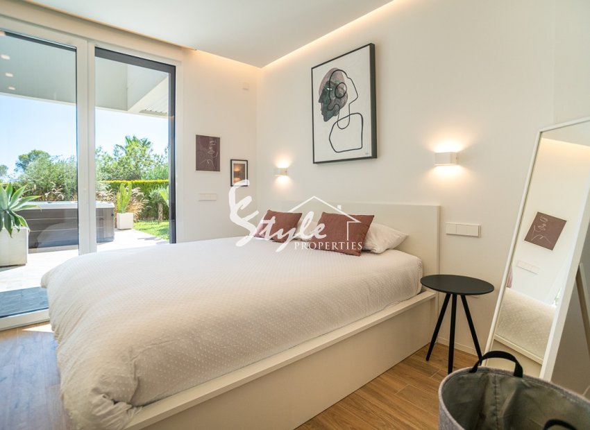 Reventa - Apartamento - Las Colinas - Las Colinas Golf