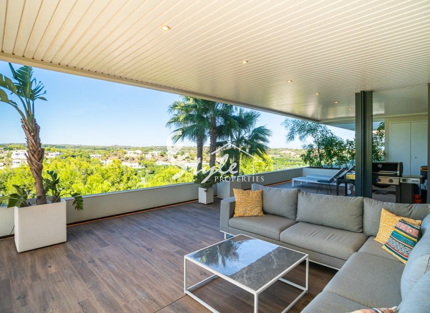 Reventa - Apartamento - Las Colinas - Las Colinas Golf