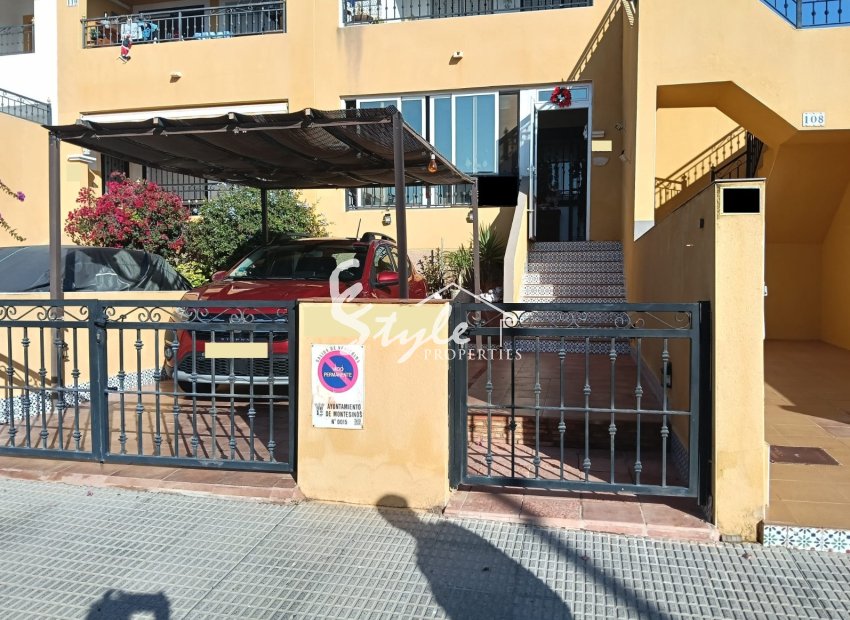 Reventa - Apartamento - Los Montesinos - La Herada