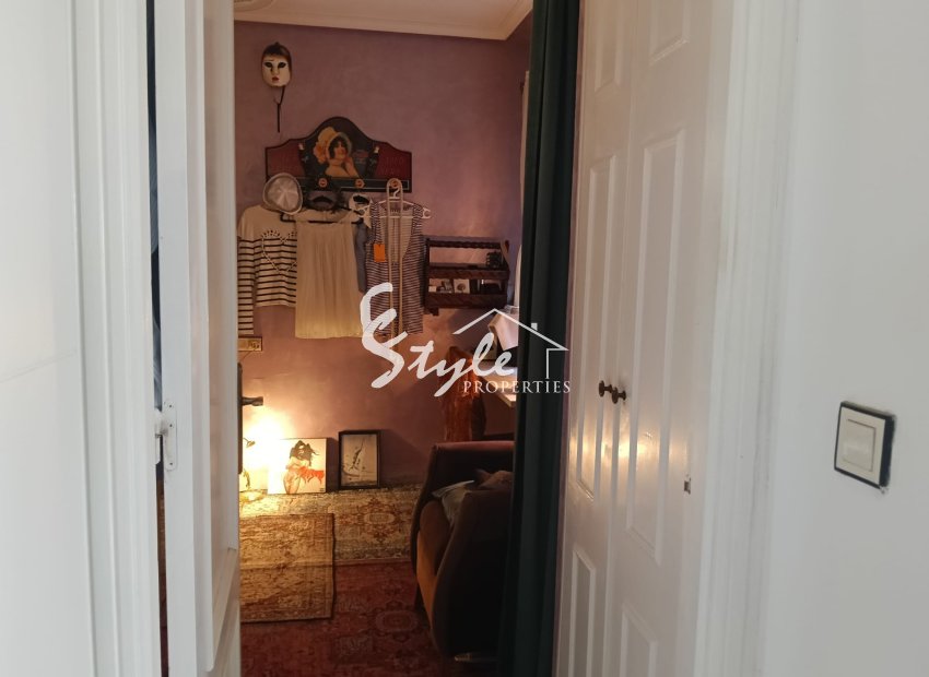 Reventa - Apartamento - Los Montesinos - La Herada