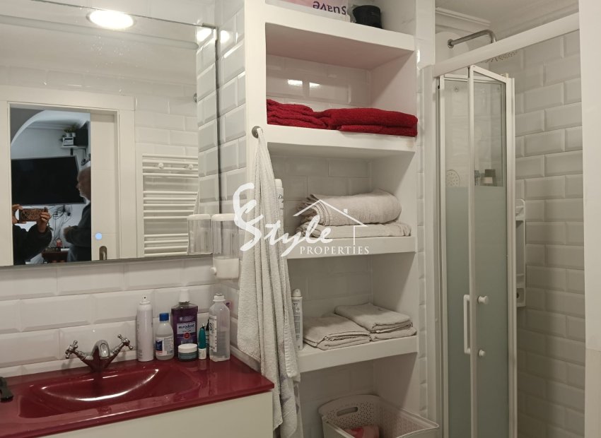 Reventa - Apartamento - Los Montesinos - La Herada