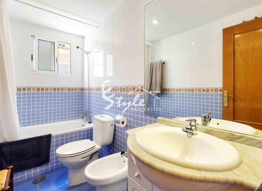 Reventa - Apartamento - Orihuela Costa  - Campoamor