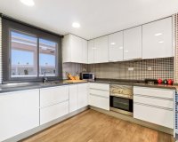 Reventa - Apartamento - Orihuela Costa  - Campoamor