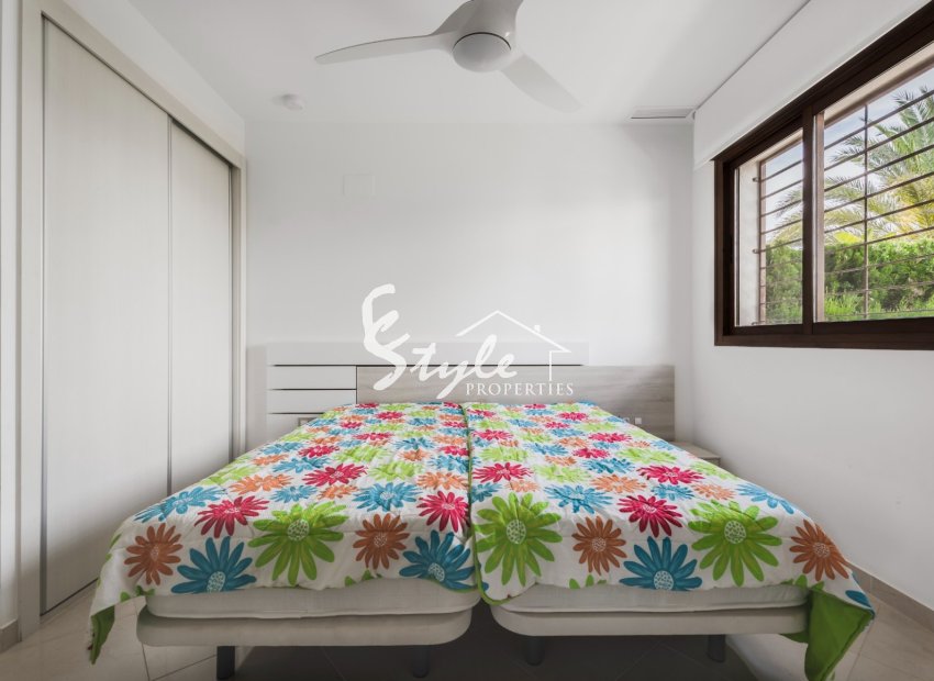 Reventa - Apartamento - Orihuela Costa  - La Zenia