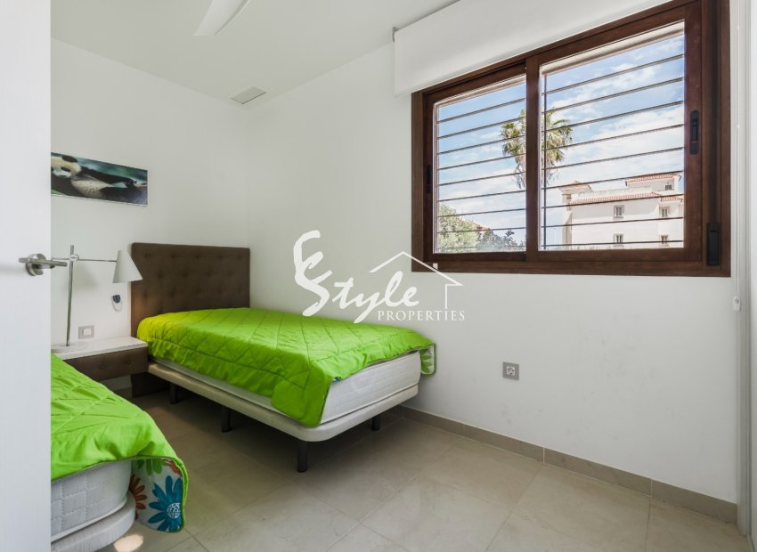Reventa - Apartamento - Orihuela Costa  - La Zenia