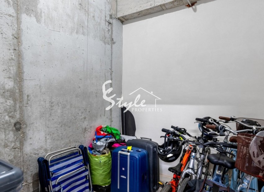 Reventa - Apartamento - Orihuela Costa  - Villamartin