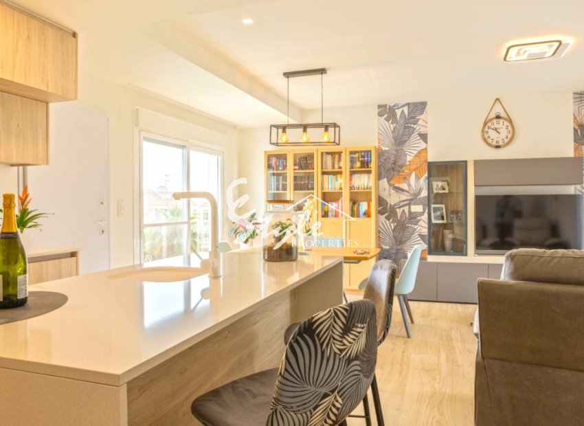 Reventa - Apartamento - Orihuela Costa  - Villamartin