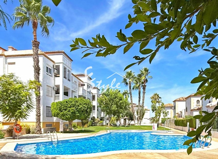 Reventa - Apartamento - Orihuela Costa  - Villamartin