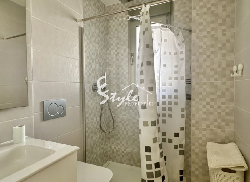 Reventa - Apartamento - Orihuela Costa  - Villamartin