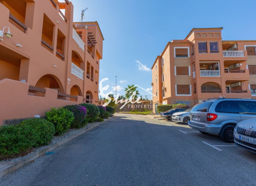 Reventa - Apartamento - Orihuela Costa  - Villamartin