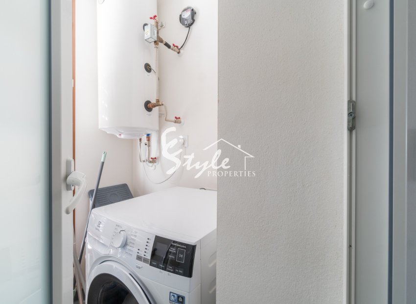 Reventa - Apartamento - Orihuela Costa  - Villamartin