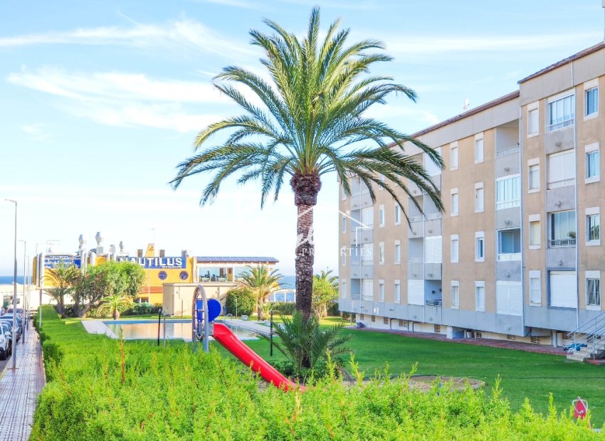 Reventa - Apartamento - Punta Prima