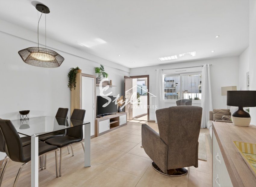 Reventa - Apartamento - Torrevieja - Aguas Nuevas