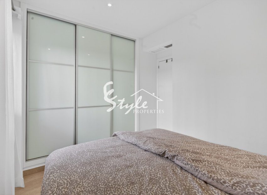 Reventa - Apartamento - Torrevieja - Aguas Nuevas