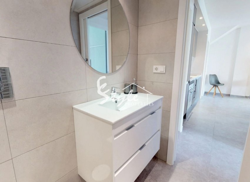 Reventa - Apartamento - Torrevieja - Aguas Nuevas