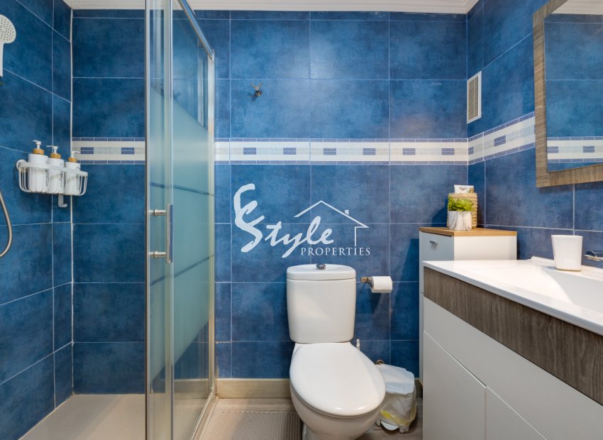 Reventa - Apartamento - Torrevieja  - calle VICTOR GARCIA VILLALGORDO