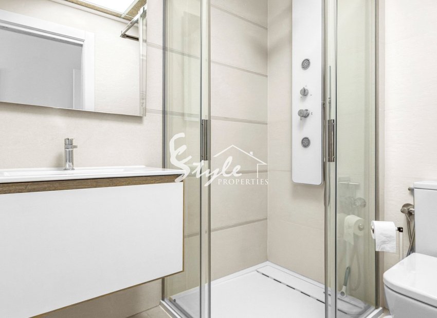 Reventa - Apartamento - Torrevieja - Los Balcones