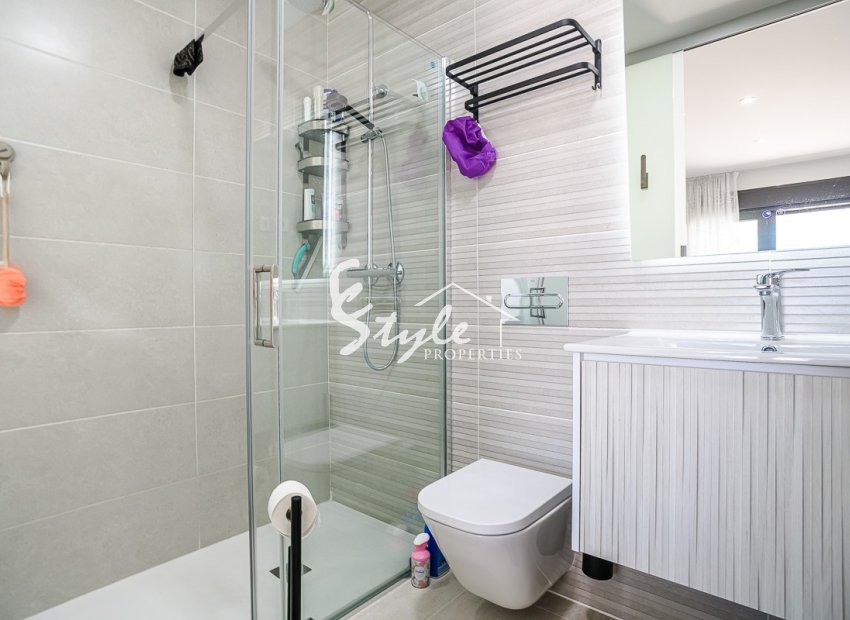 Reventa - Apartamento - Torrevieja - Los Balcones