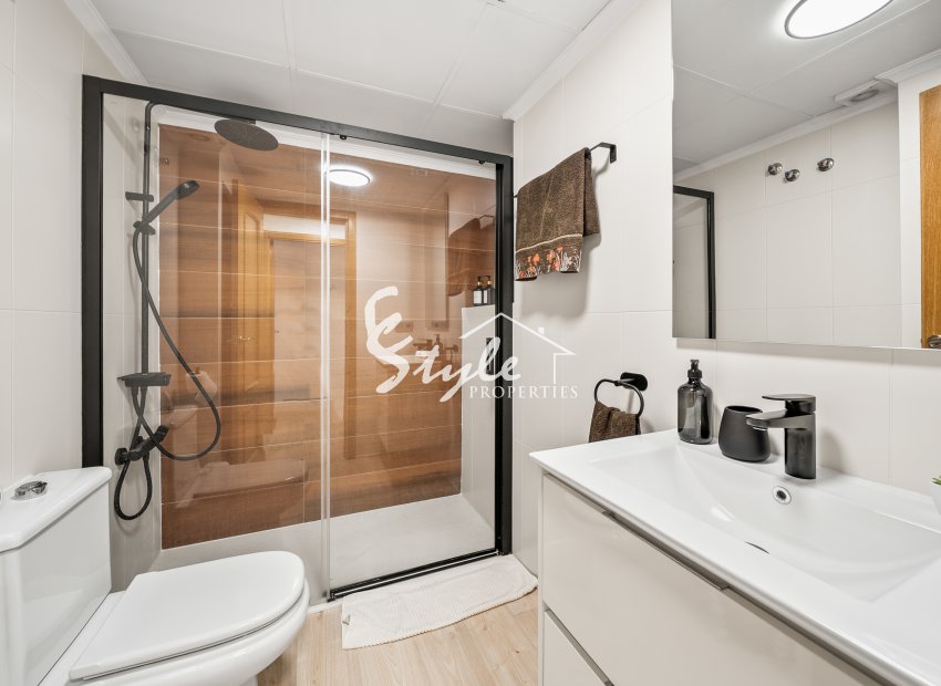 Reventa - Ático - Torrevieja  - La Mata